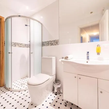 Rentigal Near Old Town *