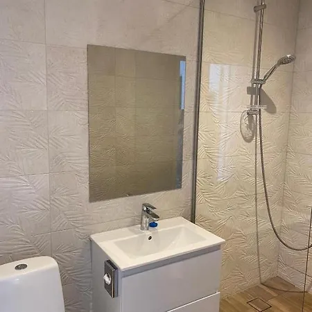 Rentigal Near Old Town Apartment